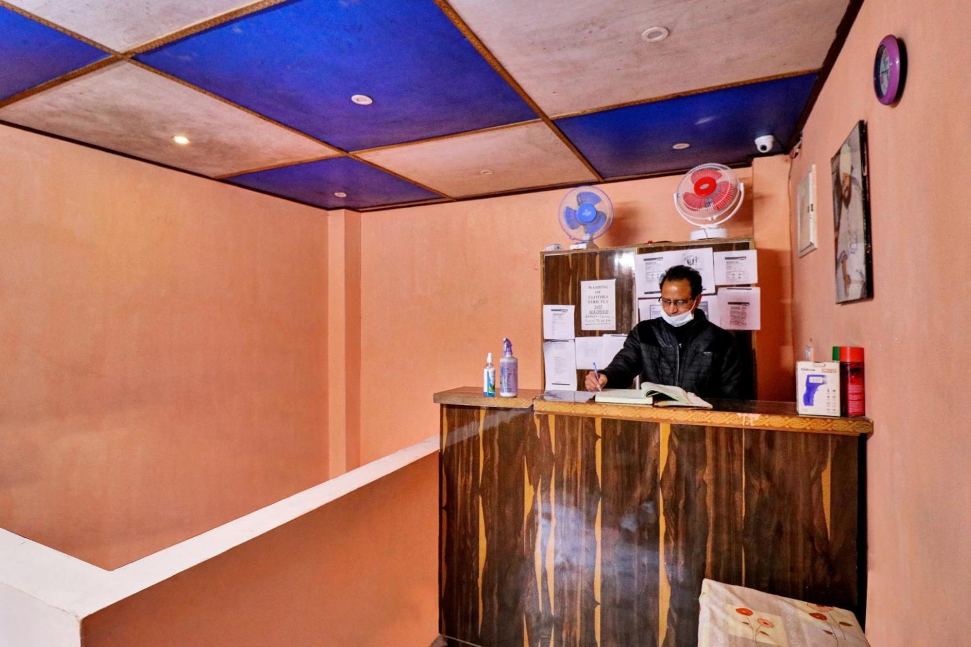 Hotel O New Shushant Regency Shimla Exterior foto